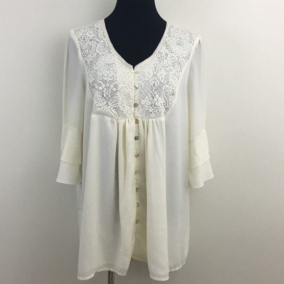 Roaman’s | Lace & Bell Sleeve Blouse - Picture 5 of 11